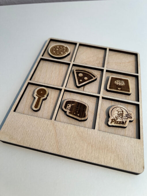TicTacToe-Spiel "Pizza-Edition"